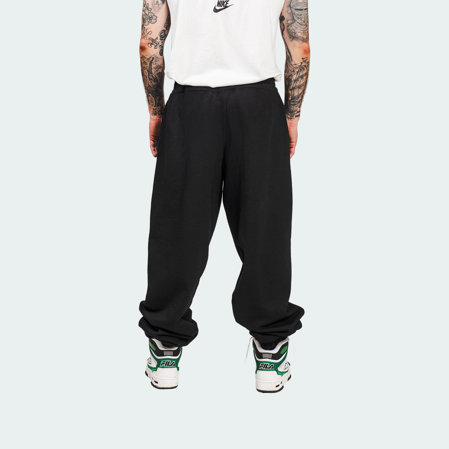Baggy pants logo en medio