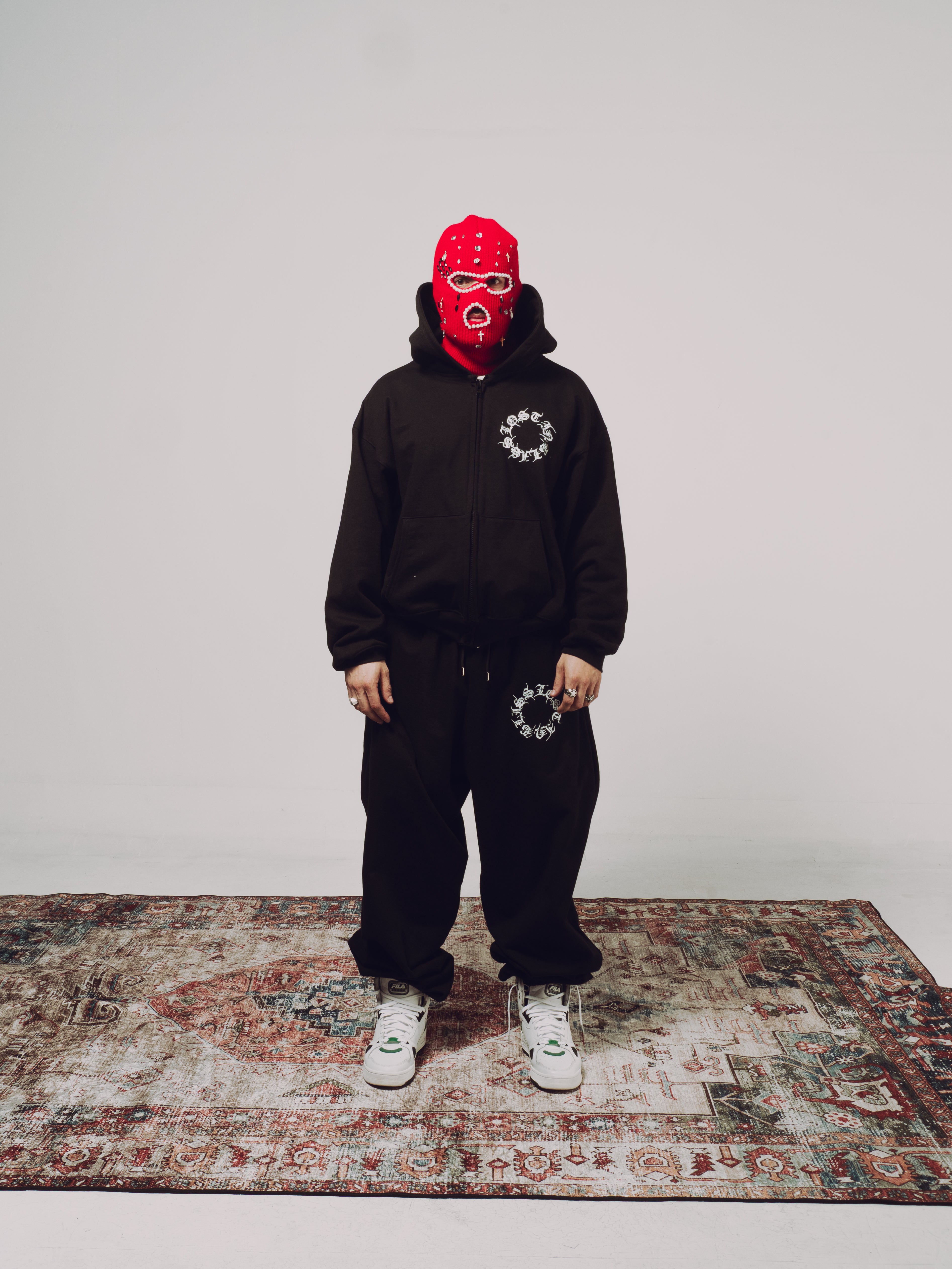 Baggy pants  texto en circulo